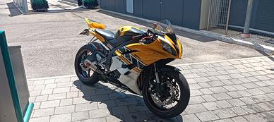 moto r6 limited edizione laguna seca