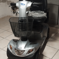 Scooter elettrico per anziani