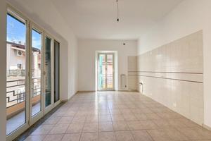 4 LOCALI A VASTO