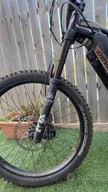 E-bike enduro