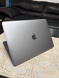 MacBook Pro 13” - Intel Core i5 8GB/SSD256GB -96%🔋