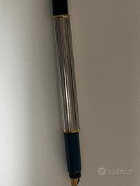 Penna stiligrafica parker