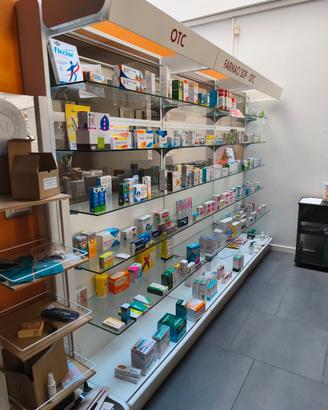 Arredo farmacia /parafarmacia erboristeria