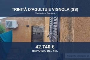 Immobile in asta di 52 m² a Trinità d'Agultu e Vig