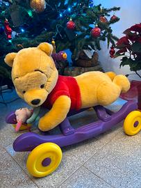 Cavalcabile Winnie the Pooh Disney con ruote/suoni