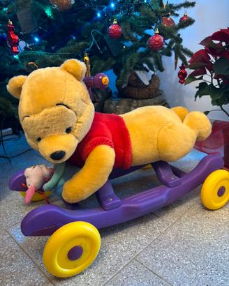 Cavalcabile Winnie the Pooh Disney con ruote/suoni