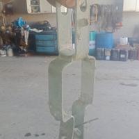 gancio tendifilo zincato per vigneto