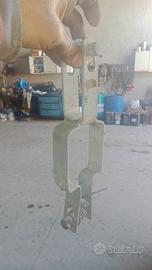 gancio tendifilo zincato per vigneto