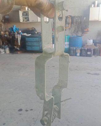 gancio tendifilo zincato per vigneto