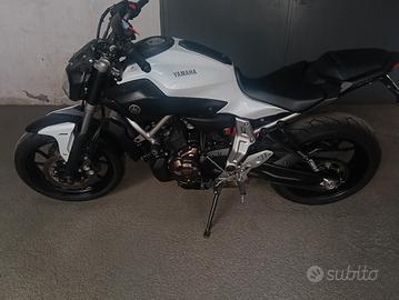 Yamaha MT07 - 7000km originali 