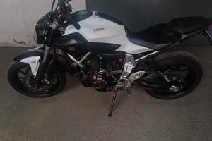 Yamaha MT07 - 7000km originali 
