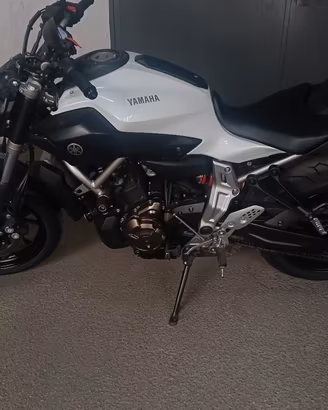 Yamaha MT07 - 7000km originali 