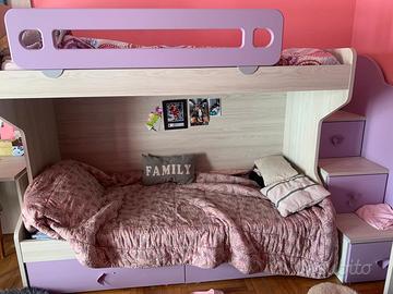 Letto a castello con scala cassetti e contenitore