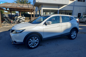 NISSAN QASHQAI 1.5 dci