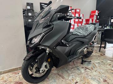 Kymco AK 575 PREMIUM