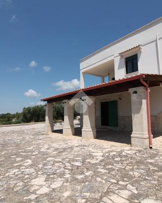 VILLA SINGOLA A OSTUNI