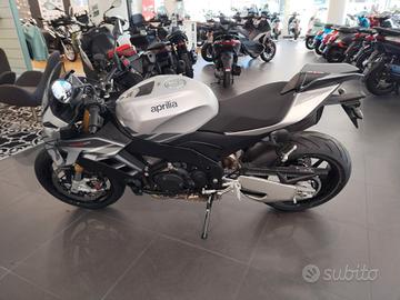 Aprilia RSV4 1100