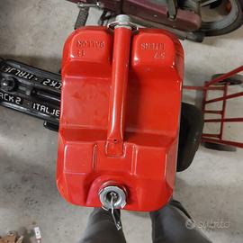 Serbatoio benzina per gommone