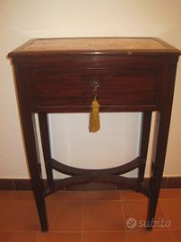 Mobiletto a un cassetto