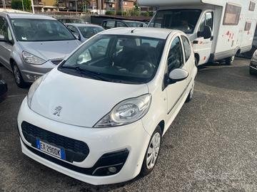 Peugeot 107 1.0 68CV 5p. Active neopatentati