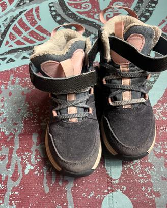 Scarpe trekking neve Quechua 29