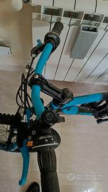 Mountain bike BTWIN -mai usata perfette condizioni