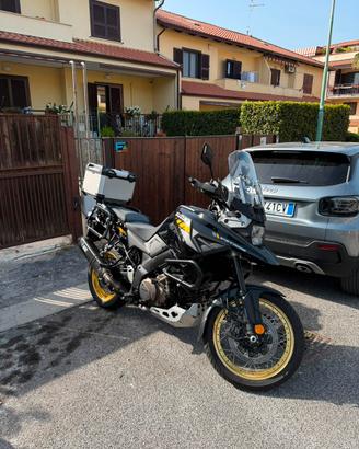 Suzuki V STROM 1050