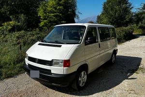 Volkswagen VW T4 Transporter 2.5 TDI AJT 9 Posti