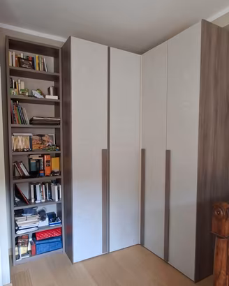 Armadio ad angolo