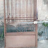 cancello con serratura elettrica