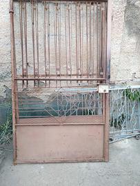 cancello con serratura elettrica