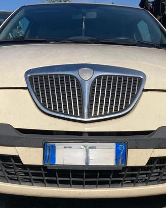 PARAURTI ANTERIORE COMPLETO LANCIA Ypsilon 1° Ser