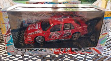 Alfa romeo 155 DTM Larini 1:18 Minichamps 94