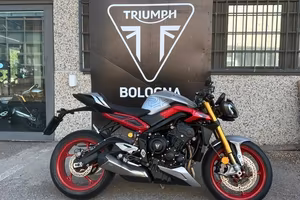Triumph Street Triple RX