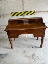 Scrittoio d'epoca in Noce Nazionale – Fine '800