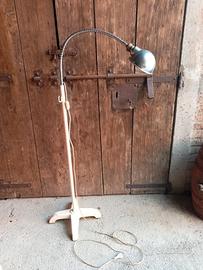 lampada medica vintage 