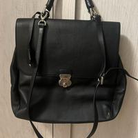 Borsa a mano e con tracolla nera in pelle