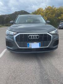 AUDI Q3 45-TSFI-PLUG-IN S TRONIC BUSINESS
