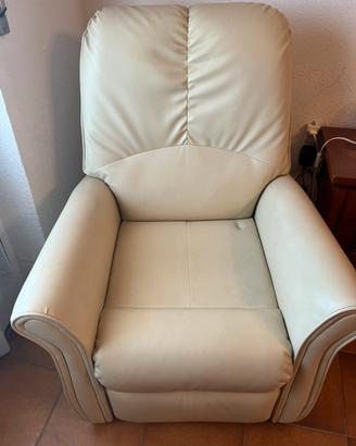 POLTRONA ELETTRICA MASSAGGIANTE – FE-330