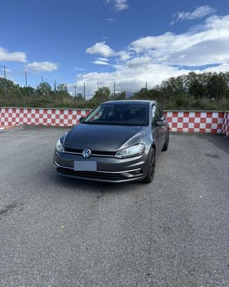 Volkswagen Golf 7.5 1.6 TDI Business – Fine 2017
