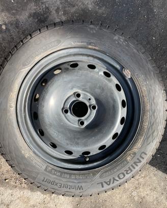 Cerchi e gomme grande punto