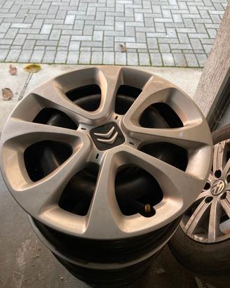 Set 4 cerchi in acciaio 15" +copricerchi Citroen