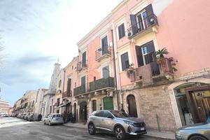 3 LOCALI A BARLETTA
