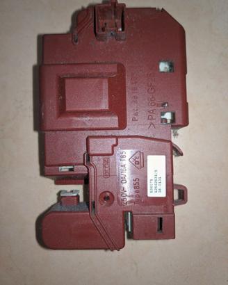 Dispositivo di chiusura per porta Asciugatrice