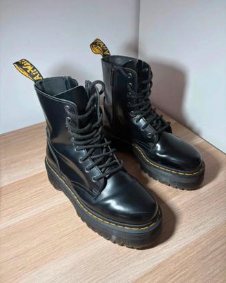 Scarpe dottors martin