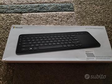 Microsoft All-in-One Media Keyboard funziona