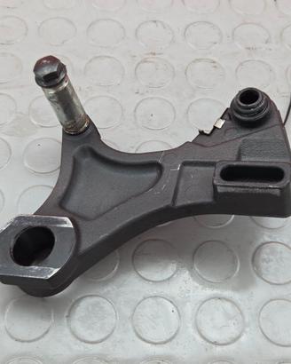 SUPPORTO PINZA TRIUMPH STREET TRIPLE 675 2007 2012