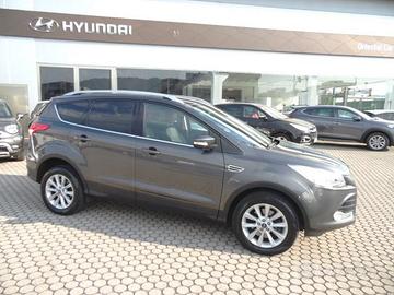 Ford Kuga 2.0 TDCI 150 CV 4WD Powersh. Titani...