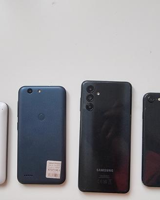 lotto 4 telefoni funzionanti 