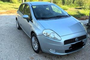 Fiat Grande Punto 2007; 163000 km; NEOPATENTATI